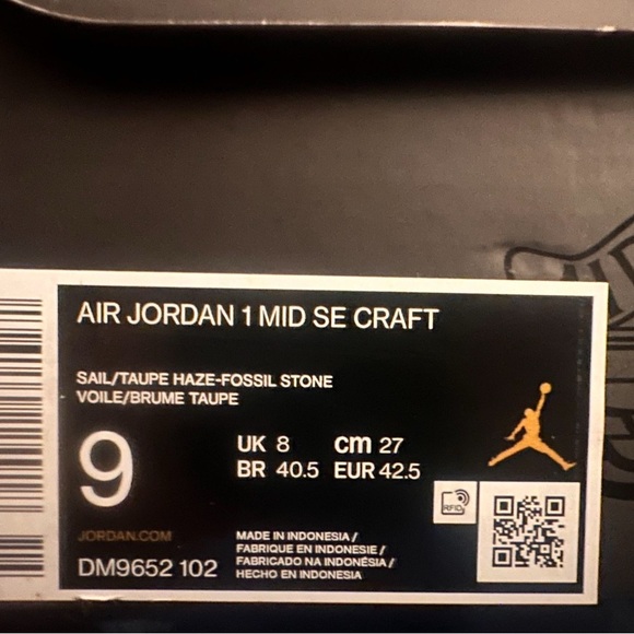 Jordan Air 1 Mid SE Craft - Brown and White - Picture 3 of 3